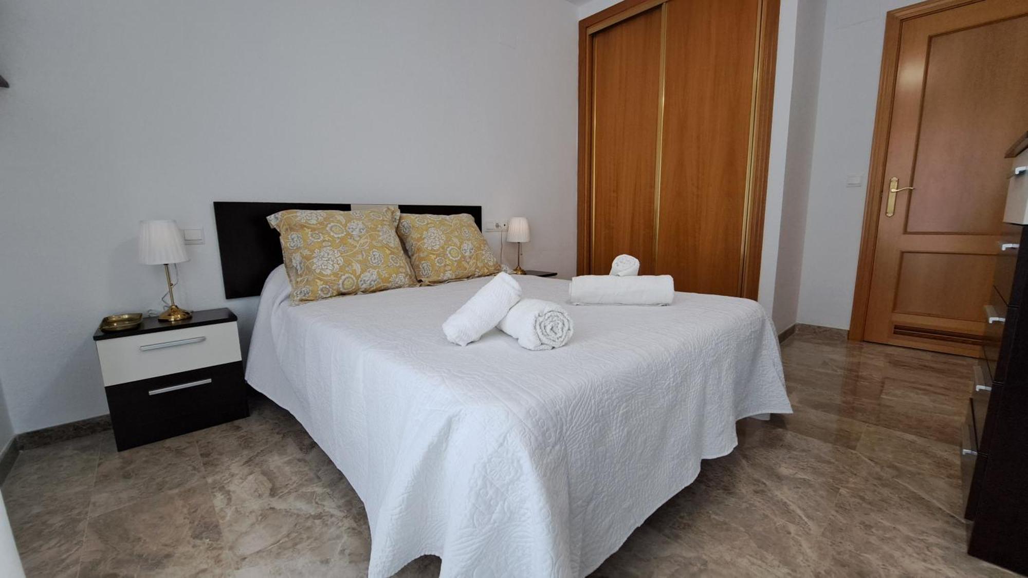 Apartamentos Maria Cristina Con Parking Gratis Cordoba Dış mekan fotoğraf
