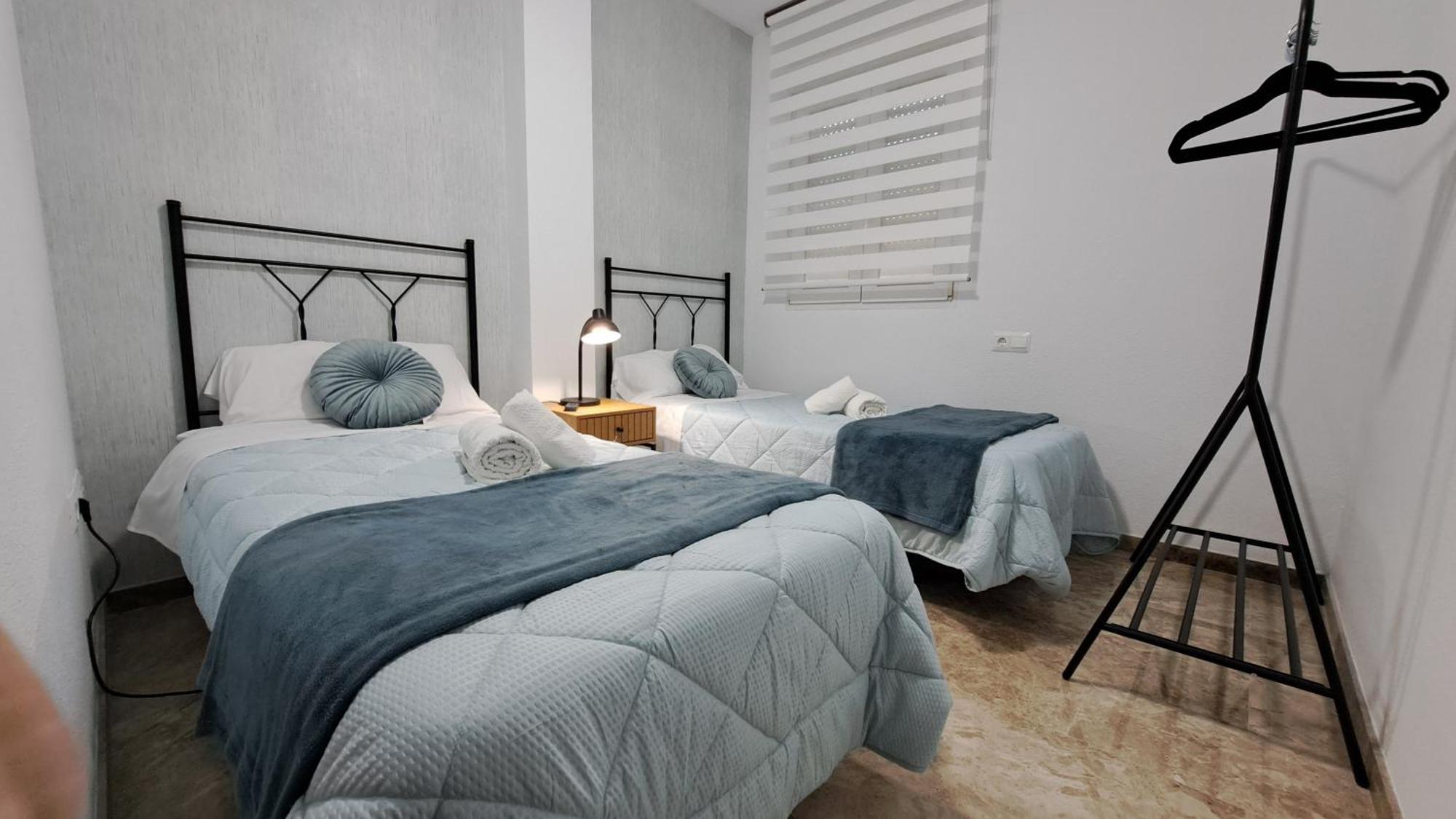 Apartamentos Maria Cristina Con Parking Gratis Cordoba Oda fotoğraf